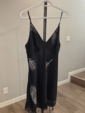 La Vie En Rose Black and White Feather-Print Slip Dress